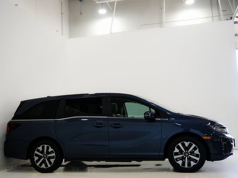 New 2026 Honda Odyssey EX-L image 5