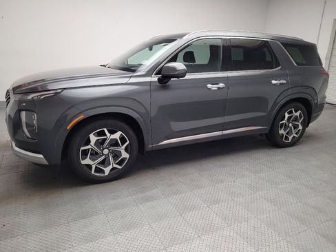 Used 2022 Hyundai Palisade Calligraphy w/ Cargo Package FWD image 2