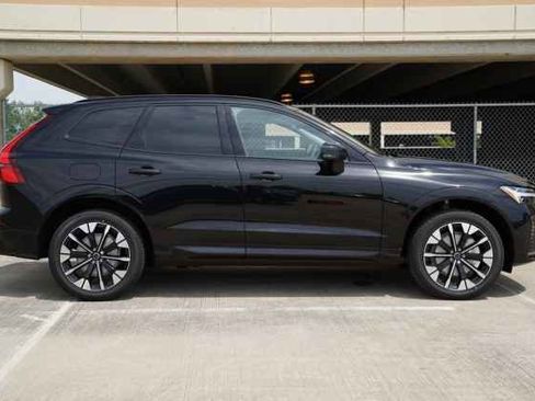 New 2026 Volvo XC60 B5 Plus w/ Climate Package image 3