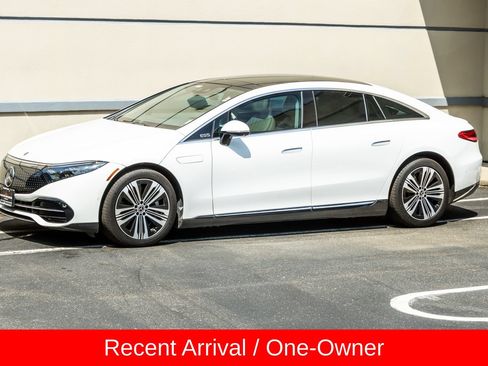 Used 2022 Mercedes-Benz EQS 450+ Sedan image 3