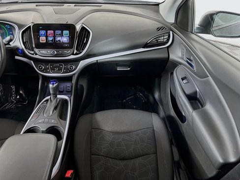 Used 2018 Chevrolet Volt LT w/ Comfort Package FWD image 22