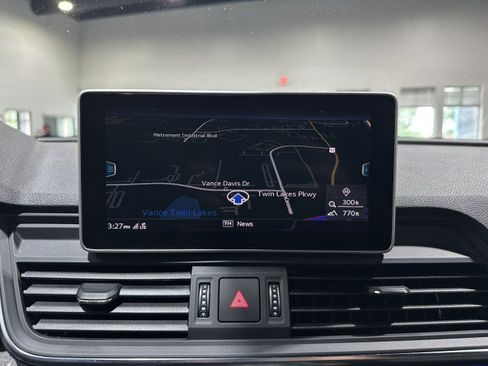 Used 2019 Audi SQ5 Prestige w/ Prestige Package AWD/4WD image 67