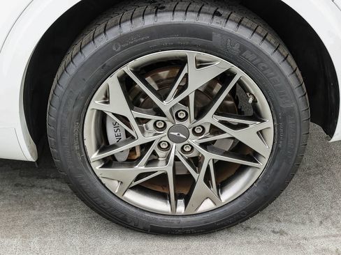 Used 2024 Genesis GV70 2.5T w/ Advanced Package AWD/4WD image 8