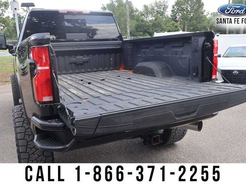 Used 2025 Chevrolet Silverado 2500 High Country w/ High Country Premium Package AWD/4WD image 15