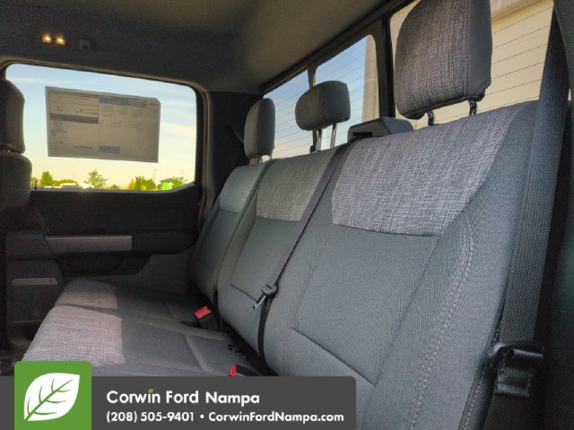 New 2026 Ford F250 XLT w/ XLT Premium Package AWD/4WD image 24