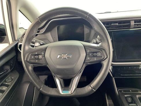 Used 2023 Chevrolet Bolt LT image 34