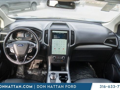 Used 2022 Ford Edge SEL image 4