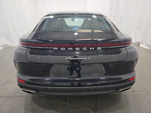 Used 2024 Porsche Panamera 4 w/ Premium Package AWD/4WD image 5