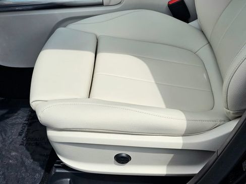 New 2026 Mercedes-Benz GLA 250 4MATIC image 18