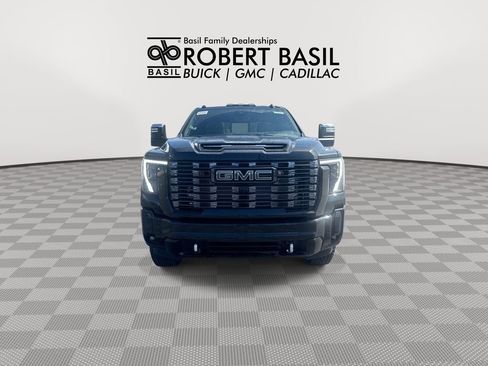 New 2026 GMC Sierra 3500 Denali Ultimate AWD/4WD image 3