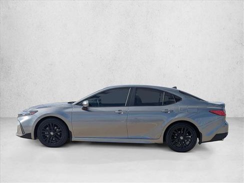 Certified 2025 Toyota Camry SE image 8