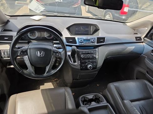 Used 2012 Honda Odyssey Touring Elite image 10