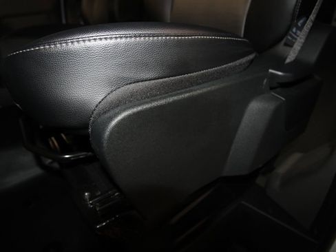Used 2024 Ford Transit 150 Low Roof RWD image 7