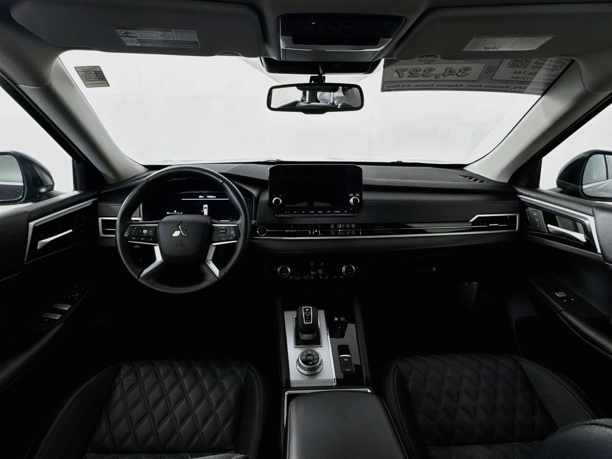 Used 2025 Mitsubishi Outlander 4WD Plug-In Hybrid image 26
