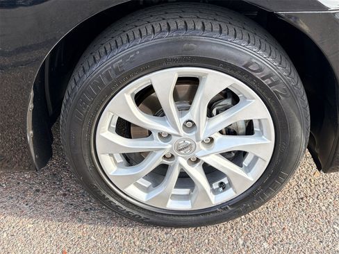 Used 2019 Nissan Sentra SV image 24