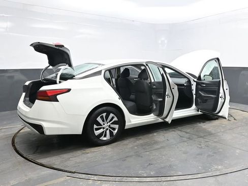 Used 2021 Nissan Altima 2.5 S image 38