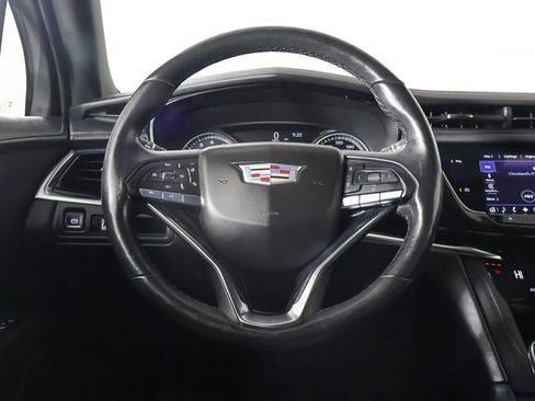 Used 2022 Cadillac XT6 Premium Luxury image 38