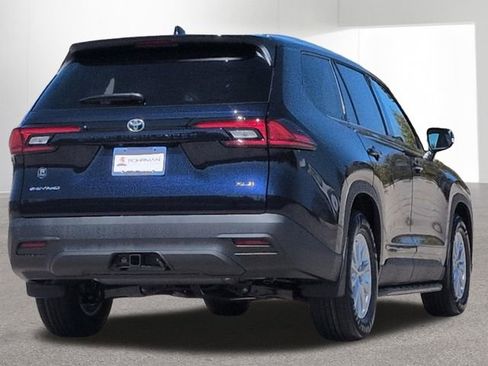 New 2026 Toyota Grand Highlander XLE image 5