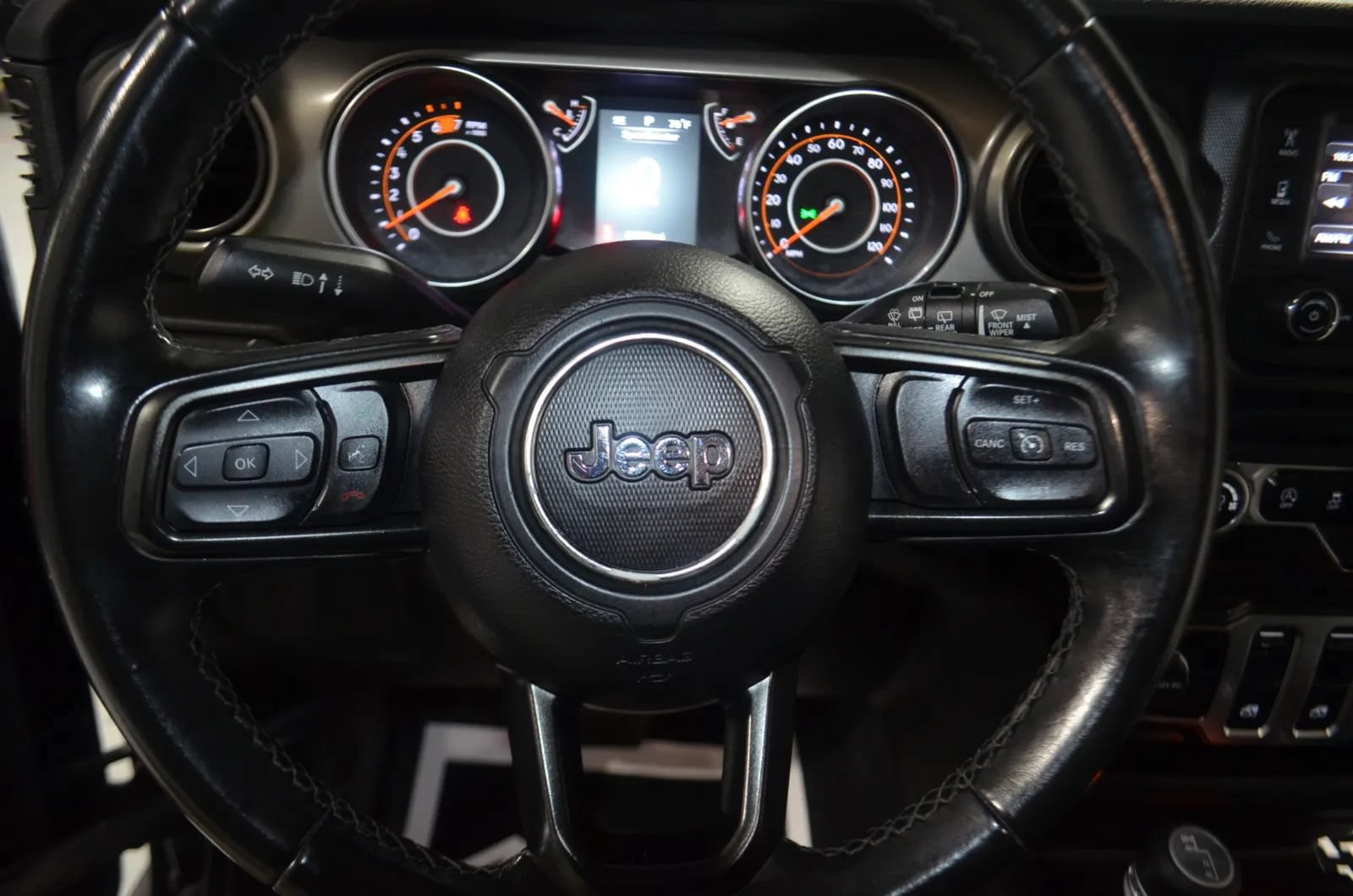 Used 2020 Jeep Wrangler Sport AWD/4WD image 30