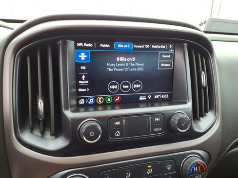 Used 2022 GMC Canyon AT4 image 9