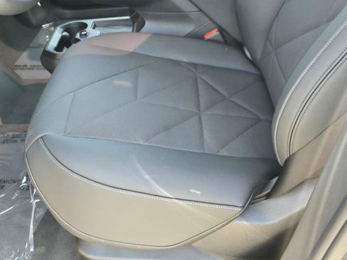 New 2026 BMW iX xDrive60 image 13