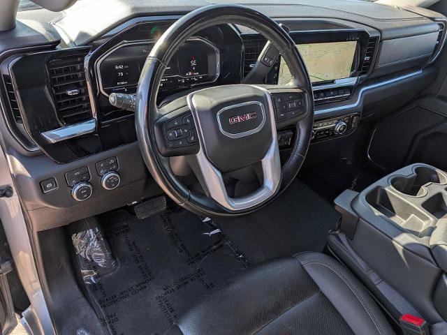 Used 2025 GMC Sierra 1500 SLT AWD/4WD image 2