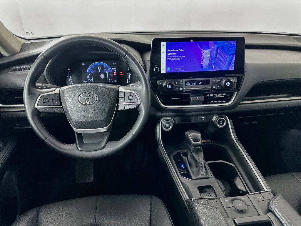 Used 2025 Toyota Grand Highlander FWD image 22
