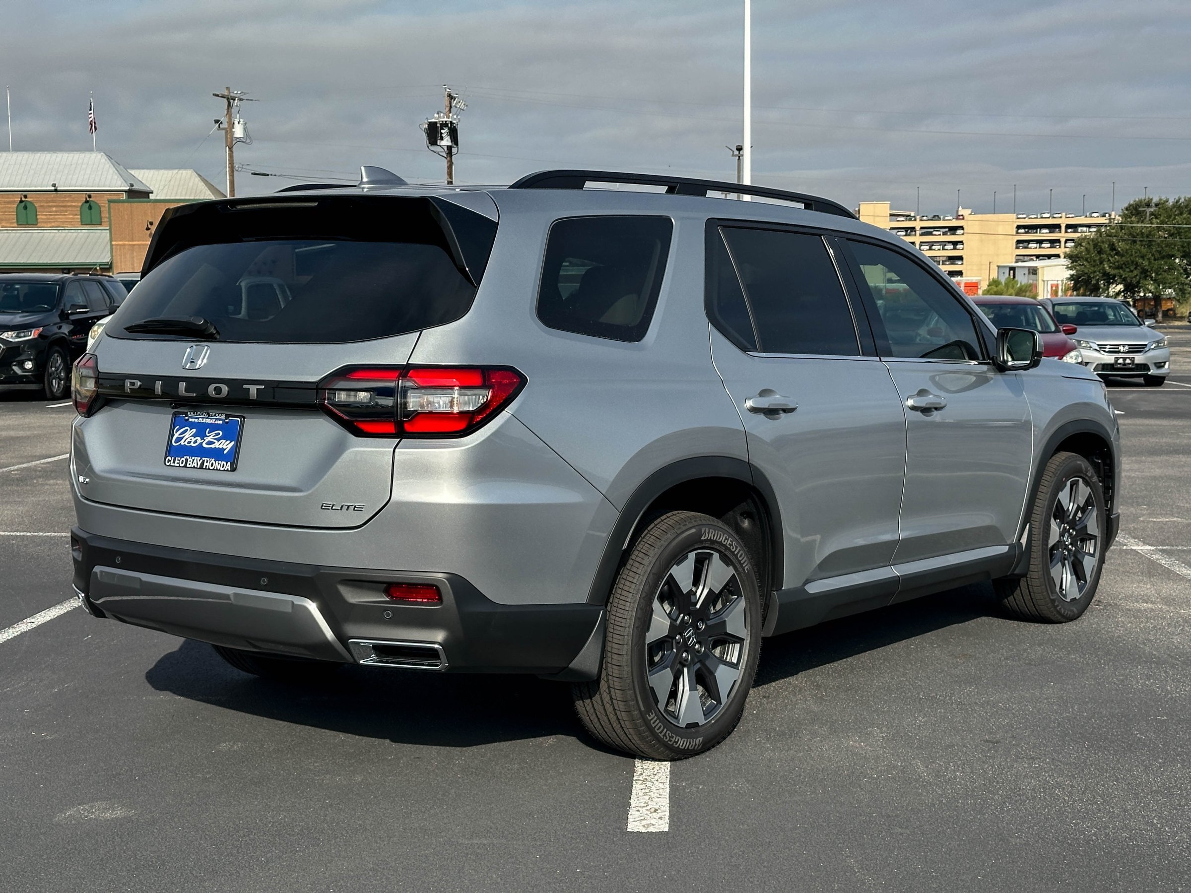 New 2026 Honda Pilot Elite image 5