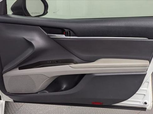 Used 2023 Toyota Camry LE image 22