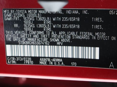 Certified 2025 Toyota Highlander XLE AWD/4WD image 45