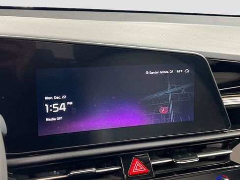 Certified 2023 Kia Niro EX image 15