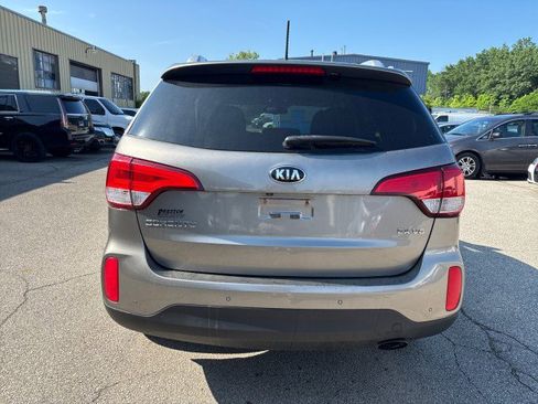 Used 2015 Kia Sorento EX image 6