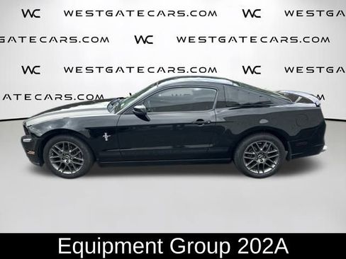 Used 2013 Ford Mustang Premium image 4