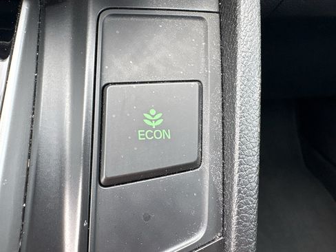 Used 2019 Honda CR-V LX image 21