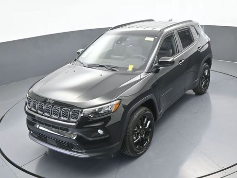 New 2026 Jeep Compass Latitude image 47