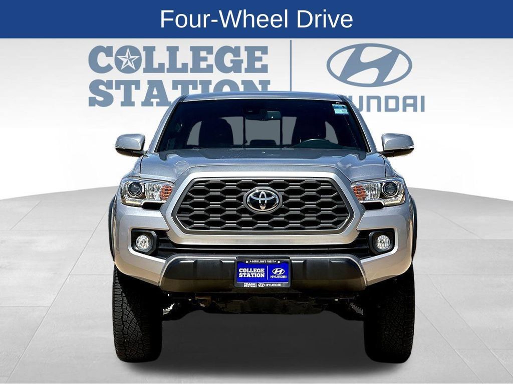 Used 2020 Toyota Tacoma TRD Off-Road w/ Technology Package AWD/4WD image 5