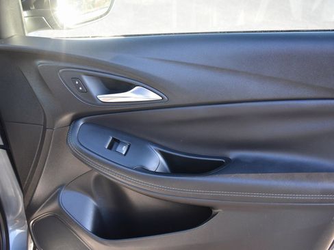 Used 2021 Buick Encore GX Select w/ Sport Touring Package image 13