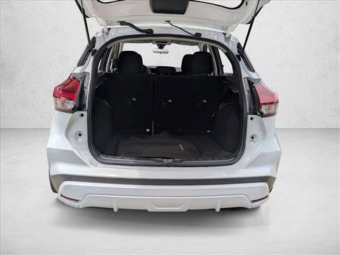 Certified 2023 Nissan Kicks SV FWD image 6