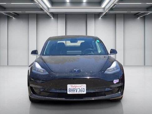 Used 2018 Tesla Model 3 RWD image 2