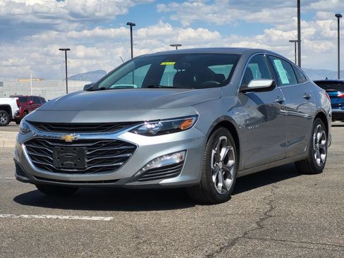 Used 2024 Chevrolet Malibu LT FWD image 4