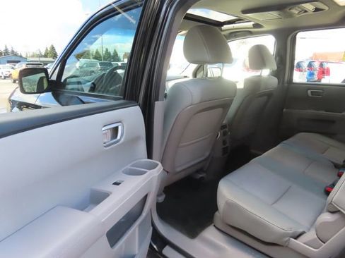 Used 2015 Honda Pilot SE image 20