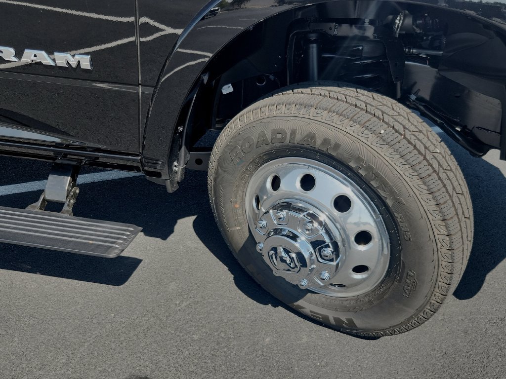 New 2027 RAM 3500 Longhorn AWD/4WD image 27