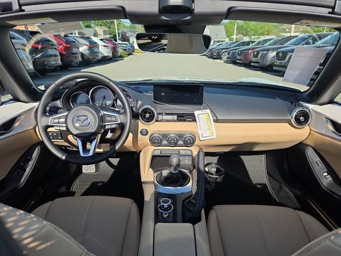 New 2026 MAZDA MX-5 Miata Grand Touring w/ Weather Package RWD image 19