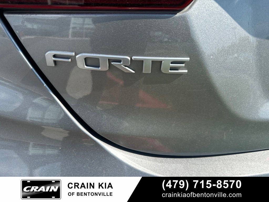 Used 2023 Kia Forte GT w/ GT2 Package FWD image 11