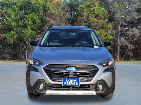 New 2025 Subaru Outback Limited image 2