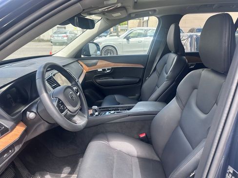 Used 2024 Volvo XC90 T8 Plus w/ Protection Package image 2