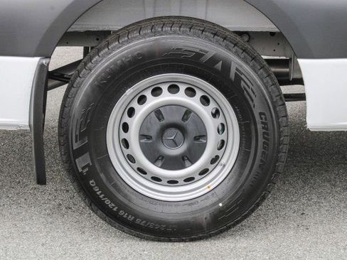 New 2025 Mercedes-Benz Sprinter 2500 image 10