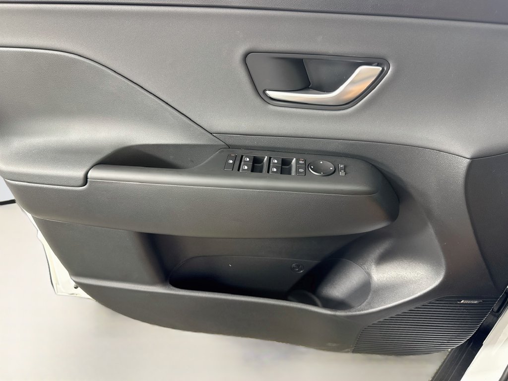 New 2027 Hyundai Kona Limited AWD/4WD image 13