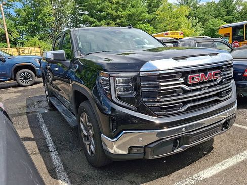 Certified 2024 GMC Sierra 1500 SLT w/ SLT Premium Plus Package AWD/4WD image 2
