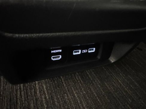 Used 2023 Honda Odyssey Elite image 49